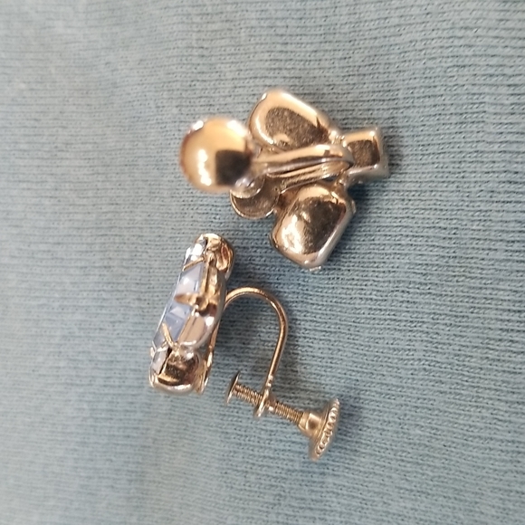 Vtg blue topaz rhinestone earrings - Picture 4 of 6